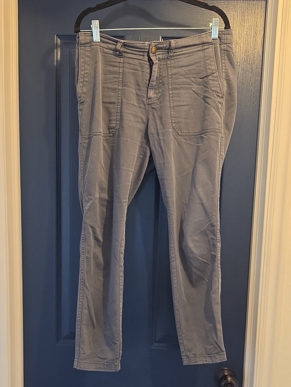 Caslon Straight-Leg Jeans in Muted Slate